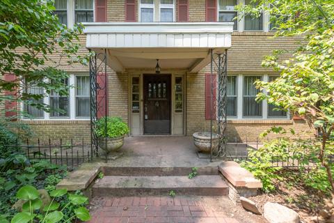 803 N Main St, Plainwell, MI 49080 photo 3