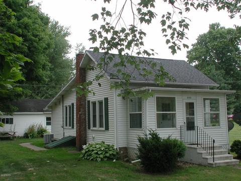 444 E Main St, Marcellus, MI 49067 photo 2