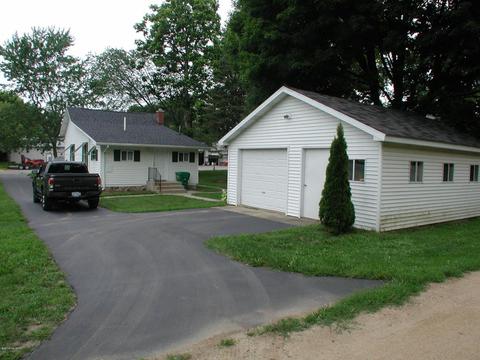 444 E Main St, Marcellus, MI 49067 photo 4