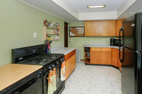 16613 Division Dr, Marshall, MI 49068 photo 7