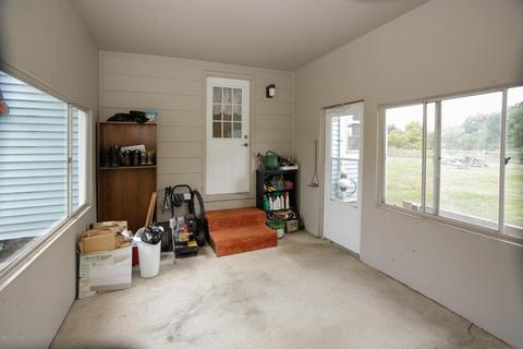 16613 Division Dr, Marshall, MI 49068 photo 12