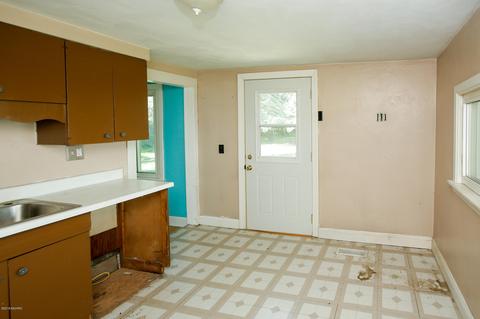 328 Mitchell St, Marshall, MI 49068 photo 9
