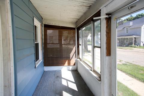 328 Mitchell St, Marshall, MI 49068 photo 3