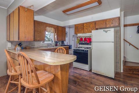 616 S Pleasant St, Belding, MI 48809 photo 7
