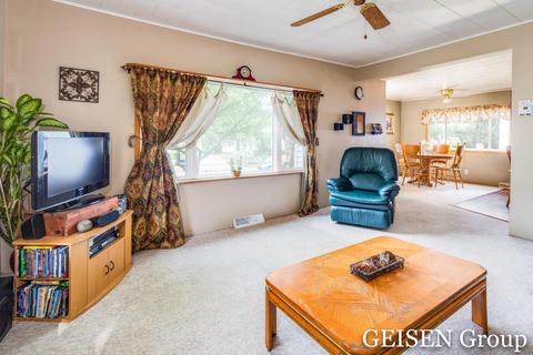 616 S Pleasant St, Belding, MI 48809 photo 6