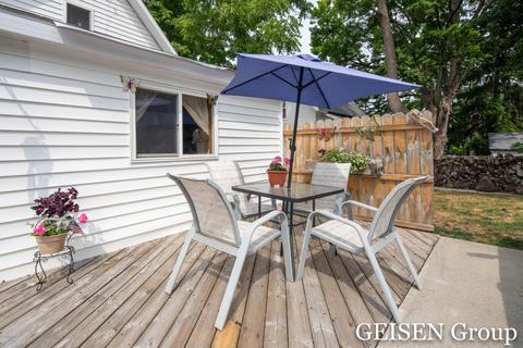 616 S Pleasant St, Belding, MI 48809 photo 4