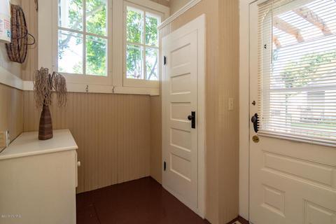 302 Clark St, Buchanan, MI 49107 photo 5