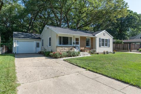 703 Parchmount, Parchment, MI 49004 photo 2