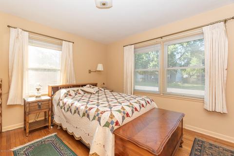 703 Parchmount, Parchment, MI 49004 photo 16