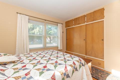 703 Parchmount, Parchment, MI 49004 photo 18