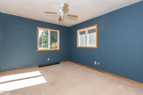 6138 Ormada Dr, Kalamazoo, MI 49048 photo 13