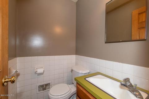 6138 Ormada Dr, Kalamazoo, MI 49048 photo 18