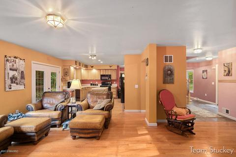 4540 N Evergreen Dr, White Cloud, MI 49349 photo 7