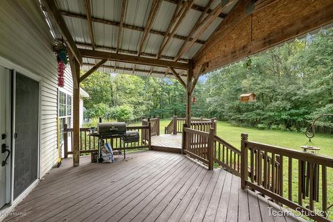 4540 N Evergreen Dr, White Cloud, MI 49349 photo 32