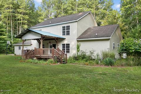 4540 N Evergreen Dr, White Cloud, MI 49349 photo 28