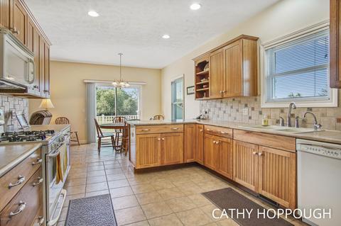 860 E Tuttle Rd, Ionia, MI 48846 photo 26