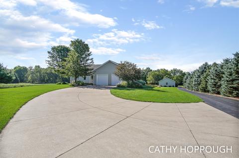 860 E Tuttle Rd, Ionia, MI 48846 photo 16