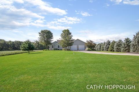 860 E Tuttle Rd, Ionia, MI 48846 photo 15