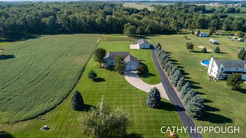 860 E Tuttle Rd, Ionia, MI 48846 photo 5