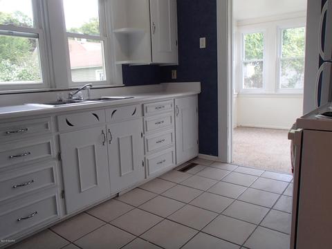 617 E Green St, Marshall, MI 49068 photo 13