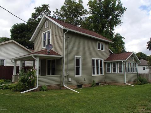 617 E Green St, Marshall, MI 49068 photo 2