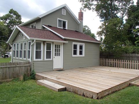 617 E Green St, Marshall, MI 49068 photo 8