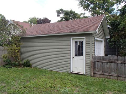 617 E Green St, Marshall, MI 49068 photo 9