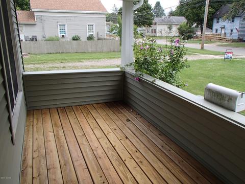 617 E Green St, Marshall, MI 49068 photo 3