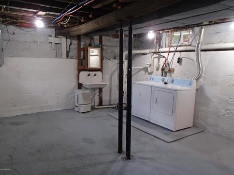 617 E Green St, Marshall, MI 49068 photo 26