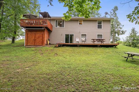 837 Morgan Dr, Belding, MI 48809 photo 23