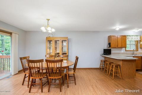 837 Morgan Dr, Belding, MI 48809 photo 12