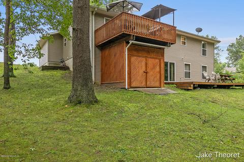 837 Morgan Dr, Belding, MI 48809 photo 24