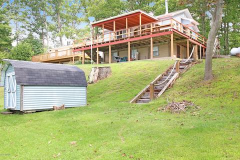 36 Pullin Dr, Gobles, MI 49055 photo 14