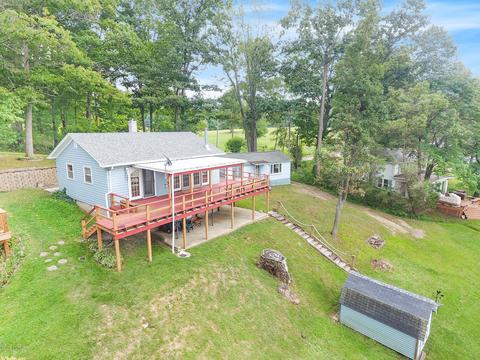 36 Pullin Dr, Gobles, MI 49055 photo 9