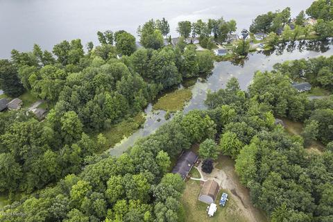 6390 E 52nd St, Newaygo, MI 49337 photo 5