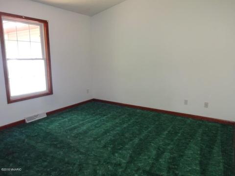 6100 E 52nd St, Newaygo, MI 49337 photo 22