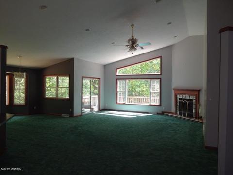 6100 E 52nd St, Newaygo, MI 49337 photo 5