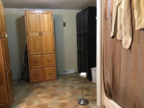 3735 W B Ave, Plainwell, MI 49080 photo 15