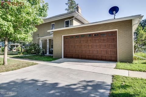 223 N Eagle St, Marshall, MI 49068 photo 4