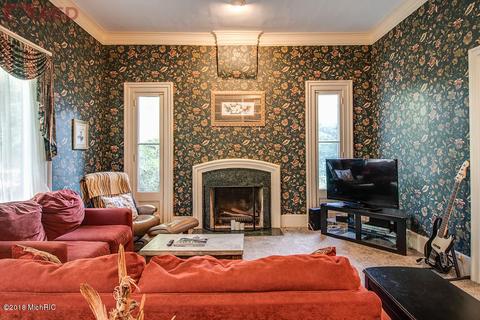 223 N Eagle St, Marshall, MI 49068 photo 10