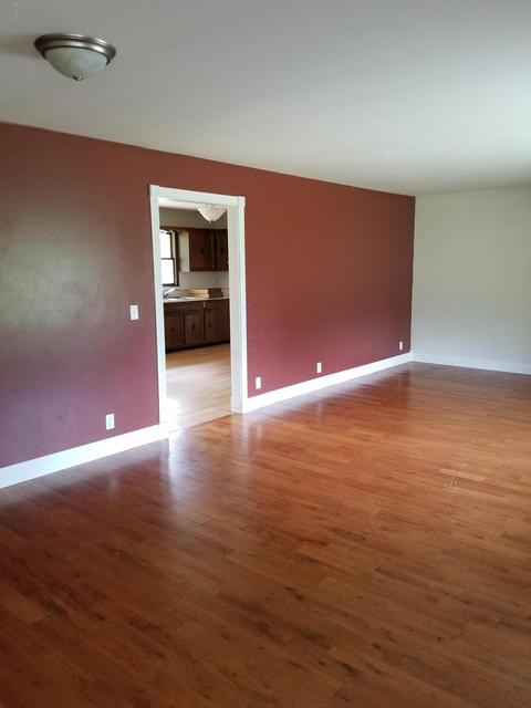 19764 Ash Dr, Big Rapids, MI 49307 photo 2
