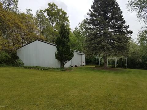 429 Warner St, Whitehall, MI 49461 photo 4