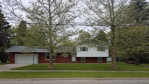 429 Warner St, Whitehall, MI 49461 photo 1