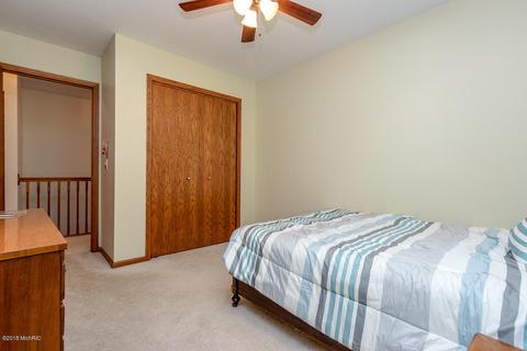 5357 Pendleton Ct NE, Comstock Park, MI 49321 photo 28