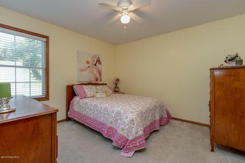 5357 Pendleton Ct NE, Comstock Park, MI 49321 photo 25
