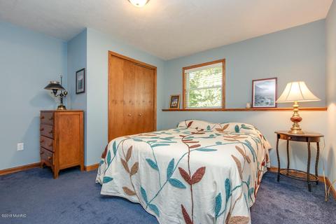 5357 Pendleton Ct NE, Comstock Park, MI 49321 photo 37