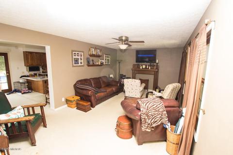 10030 Hoffman Rd, Marcellus, MI 49067 photo 11