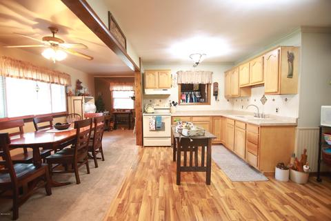 213 Meadow Dr, Augusta, MI 49012 photo 11