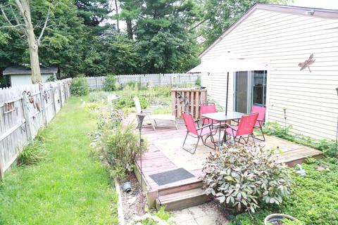 213 Meadow Dr, Augusta, MI 49012 photo 5
