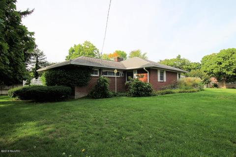 434 E Maple St, Fremont, MI 49412 photo 34